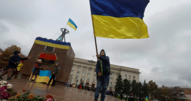 Pas tërheqjes nga Kherson, a mund të bisedojnë për paqe Ukraina dhe Rusia?