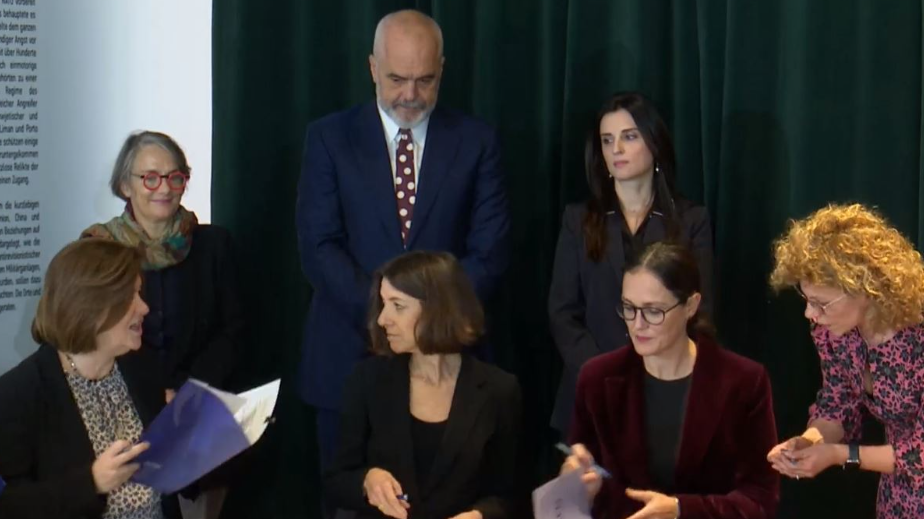 Ecuador requires a visa for citizens of Albania