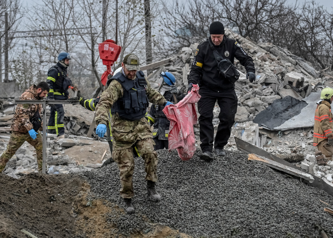 9 të vrarë në sulmet me raketa ruse  në Zaporizhzhia