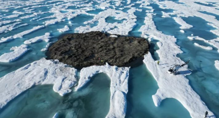 Misteri që qëndron pas “ishullit fantazmë” që u zhduk në Arktik