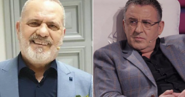 Agron Llakaj bën dedikimin prekës për Koço Devolen: Po të kujtoj me këtë fotografi, ishte i paarritshëm