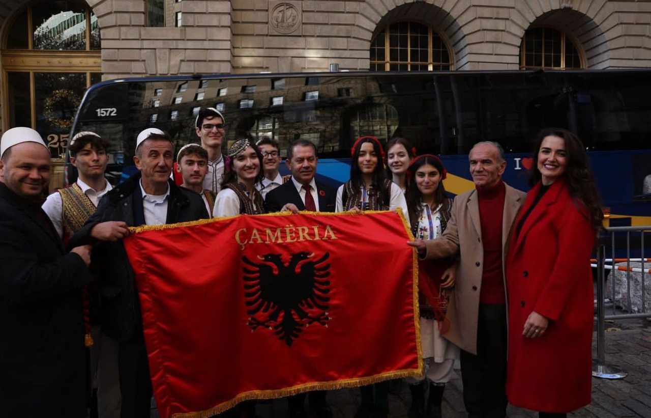 Shpëtim Idrizi feston ditën e Pavarësisë me komunitetin shqiptar në New York