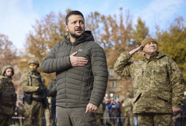 Vizita e Zelensky-t në Kherson zemëron Kremlinin: Hyri në territor rus