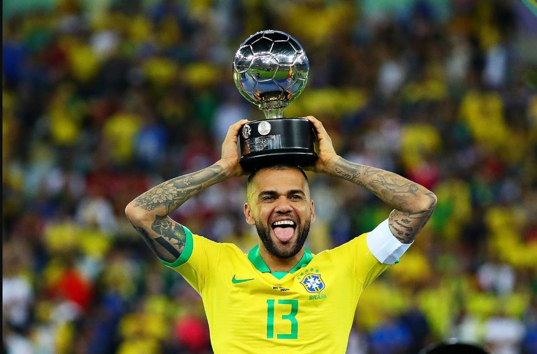 Tite e thirri për në Katar 2022, Dani Alves: 4 vite më parë lot trishtimi, sot gëzim