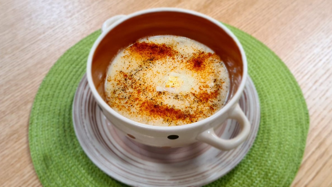 “Supë pule me krem qumështi”, nga Zonja Florenca