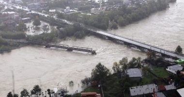 Moti i keq, normalizohet situata në qarqet e prekura nga përmbytjet, ulet intensiteti i reshjeve