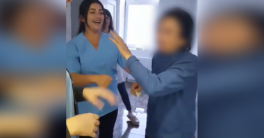 Vajza e tij dhunoi të moshuarën, Flet babai i Aurona Pelajt: Gjendja e saj shëndetësore nuk është e mirë