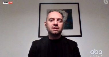 Bislimi-Petkoviç prej orësh diskutojnë për “targat” në Bruksel, analisti optimist: Negociatat e gjata sjellin marrëveshje