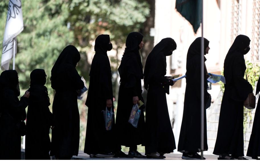 Grave në Afganistan u ndalohen parqet dhe panairet