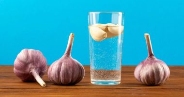 Uji me hudhër do të rilindë trupin tuaj, mjekët tregojnë si konsumohet