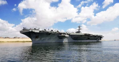 Shpërthen zjarri në aeroplanmbajtësen “Abraham Lincoln”, 9 të plagosur