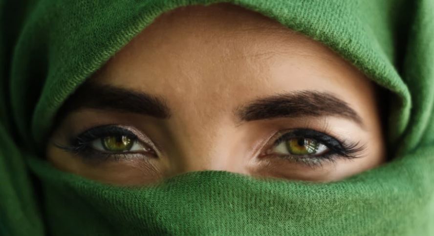 Ngjyra më e rrallë e syve është jeshilja, çfarë zbulon ajo për karakterin tuaj