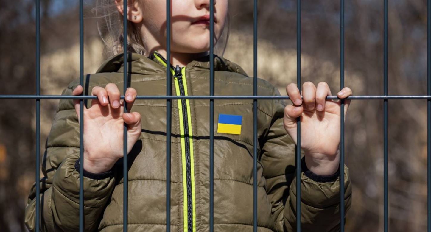 Historitë e tmerrit nga Ukraina, ushtarët rusë përdhunuan një vajzë 5 vjeçe