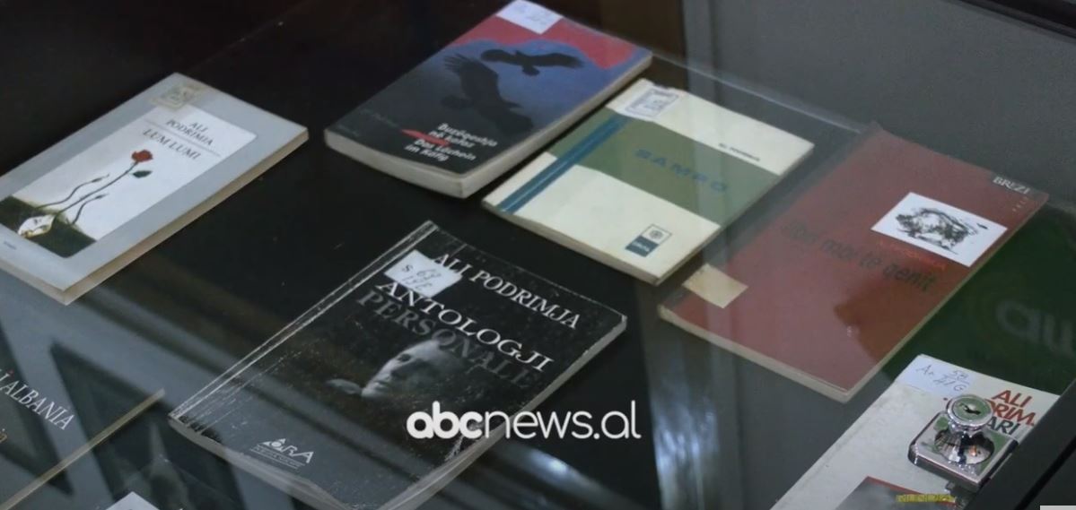 Ekspozita “Vepra të autorëve të Kosovës” në Bibliotekën Kombëtare në Shqipëri