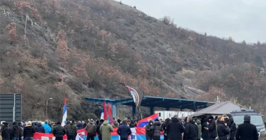 “Kosova është zemra e Serbisë”, protestë në kufi në mbështetje të serbëve të Kosovës