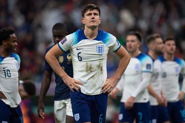 Harry Maguire: Ne ishim skuadra më e mirë në fushë, por arbitri ishte i tmerrshëm