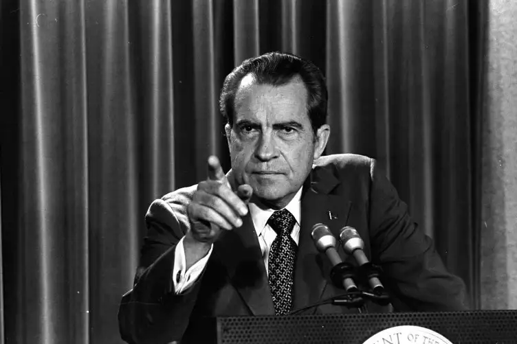 Skandali Watergate: Nixon, i vetmi president amerikan që ka dhënë dorëheqjen