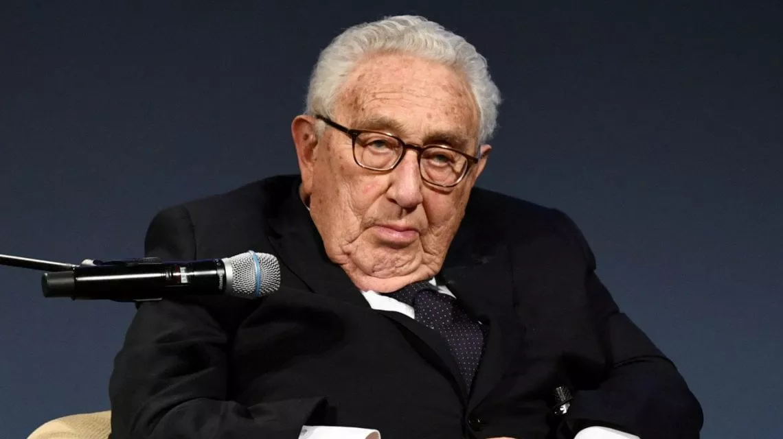 Kissinger i kërkon Ukrainës t’i dorëzojë territore Rusisë. Zelensky: Ish sekretari amerikan s’ka kuptuar asgjë nga lufta!