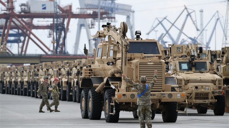 Mbërrijnë në Poloni përforcimet e para ushtarake amerikane