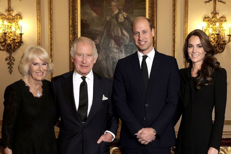 Vjen një reagim nga brenda familjes mbretërore për dokumentarin “Harry dhe Meghan”