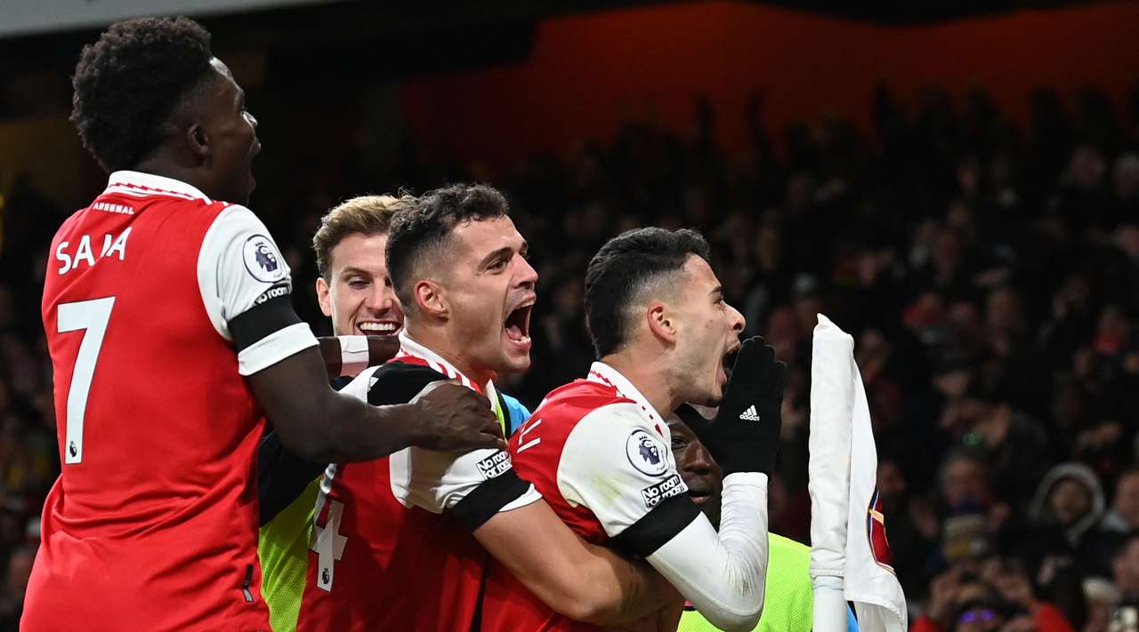 Arsenal fiton me përmbysje dhe “blindon” kreun e Premier League, Xhaka protagonist me asist