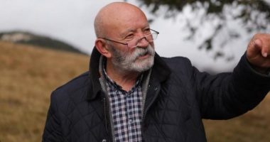 U tha se i biri e kërcënoi me thikë bashkë me gruan, reagon Çun Lajçi: Si qendron e vërteta