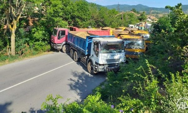 Reuters për situatën në veri të Kosovës: Prishtina, burim tensionesh mes Perëndimit dhe Rusisë