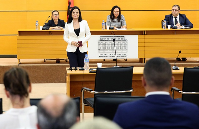 U shkarkua nga vetting-u, prokurorja Antoneta Sevdari fiton procesin në Strasburg