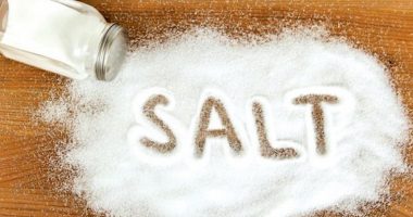 Si të zvogëloni konsumimin e kripës