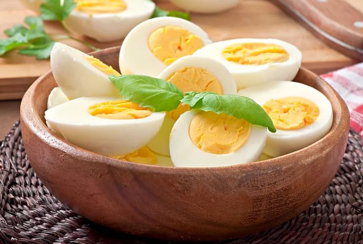 Këto janë benefitet që përfitoni nga konsumimi i vezës