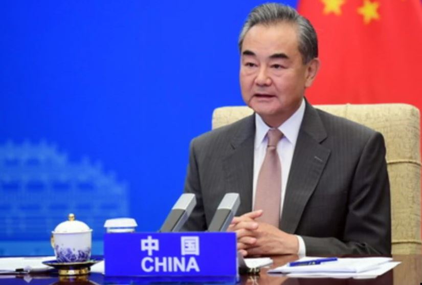 Wang Yi: Kina do të thellojë lidhjet me Rusinë