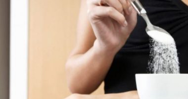 Pse bëhemi të varur nga sheqeri?