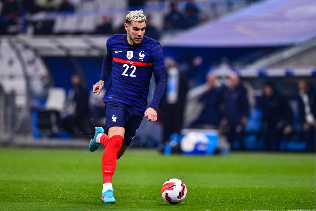 Theo Hernandez shqetëson Francën, nuk stërvitet me ekipin