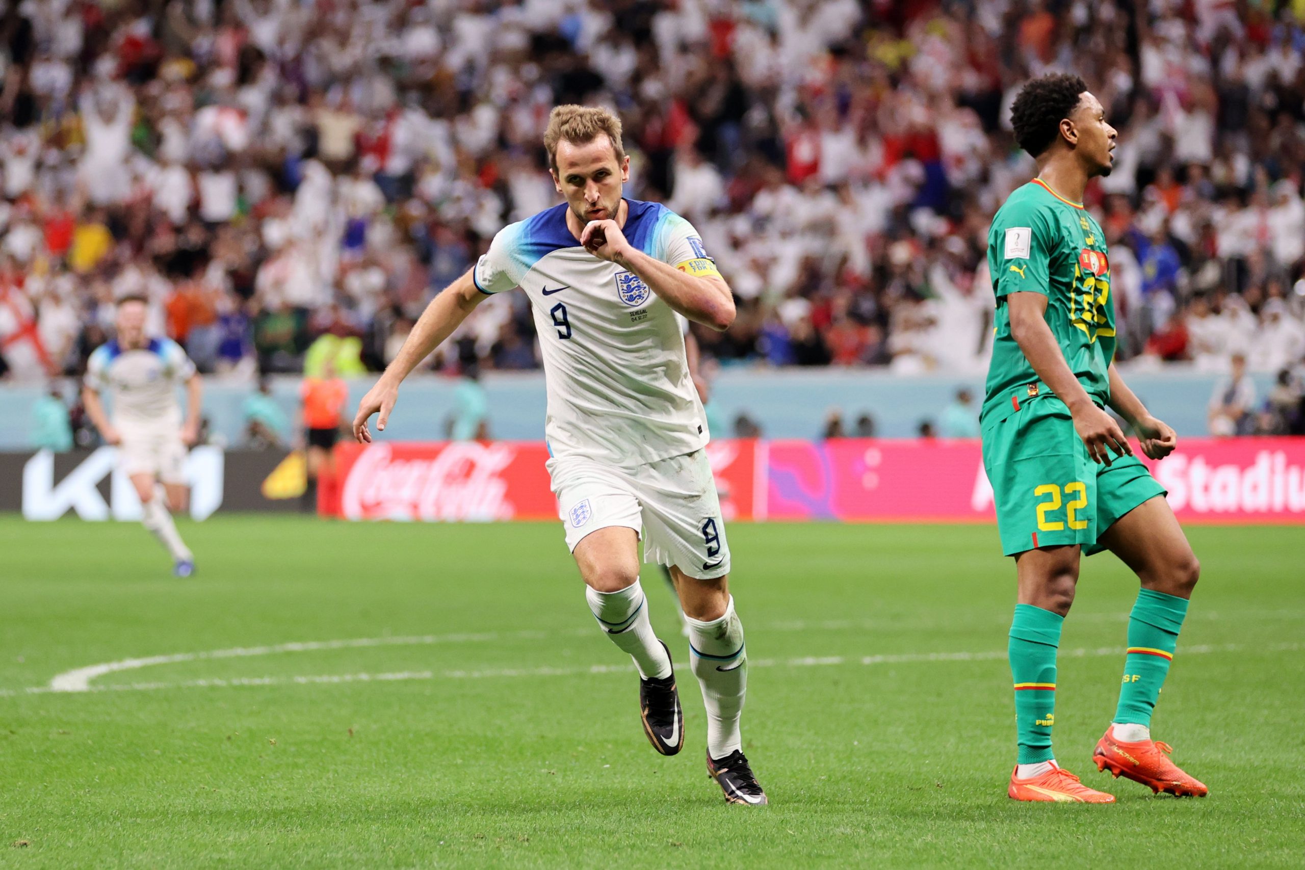VIDEO/ Dyfishohen shifrat, Kane shënon golin e parë në Kupën e Botës
