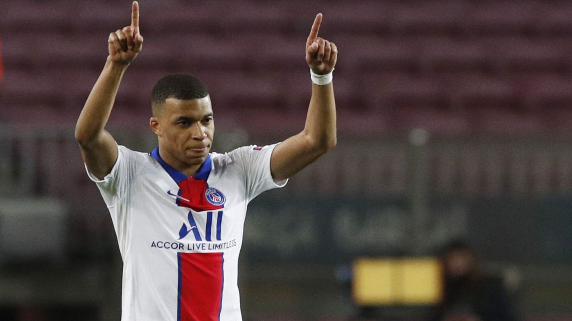 Kylian Mbappe nuk do të largohet nga PSG në janar