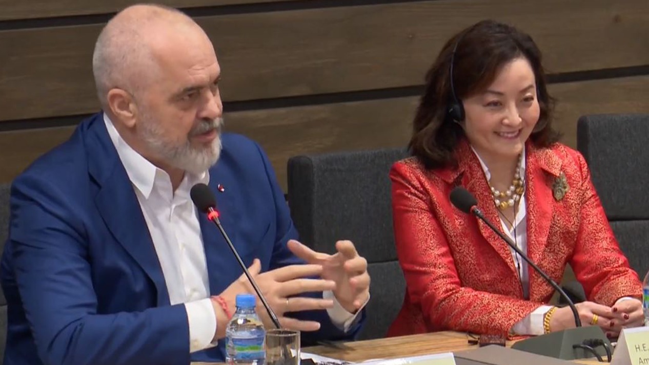 Kim takon kryeministrin, e përgëzon për mikpritjen gjatë Samitit: SHBA iu mbështet në rrugën drejt anëtarësimit