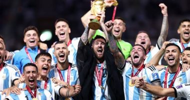 VIDEO/ Moment historik, Messi ngre në qiell Kupën e Botës për herë të parë