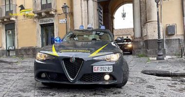 Mashtronin dhe zhvasnin klientët e hotelit, arrestohet familja shqiptare në Itali