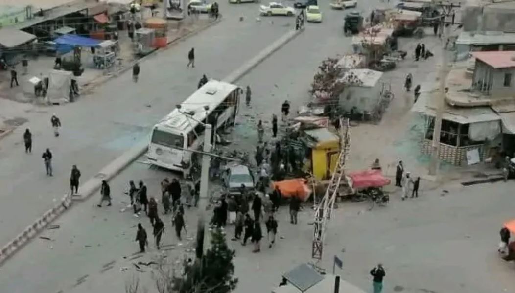 Të paktën 7 viktima nga shpërthimi i bombës që synonte autobusin në Afganistan