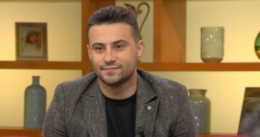 Ervis Behari: Këngën “Dajo” e kam bërë kur nëna ndërroi jetë, e xhirova në fshatin tim