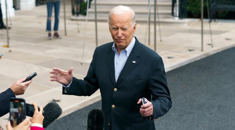 Biden për Zelenskyn: Mbrojtja ajrore e Ukrainës prioritet i SHBA-ve