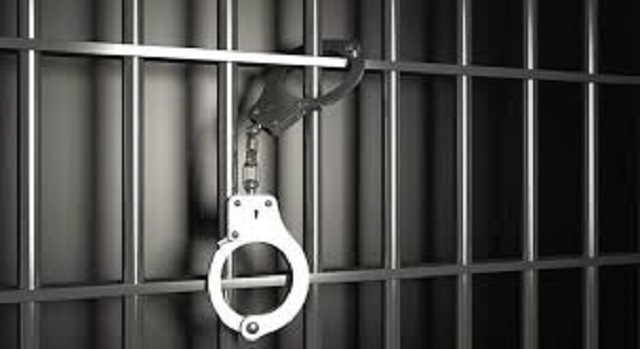 20 vjeçari shqiptar i jep fund jetës brenda burgut në Itali