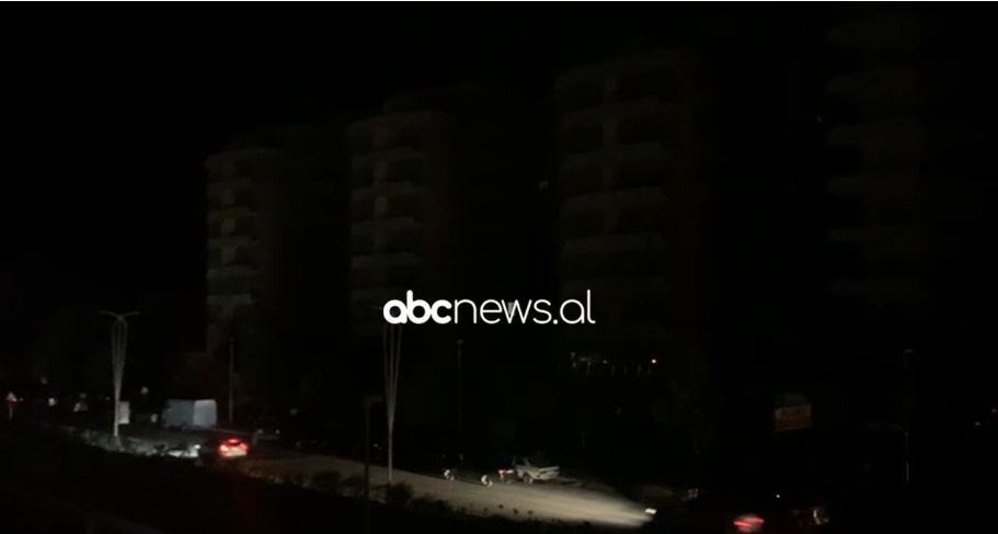 Era e fortë në Vlorë, disa zona përballen me mungesë të energjisë elektrike
