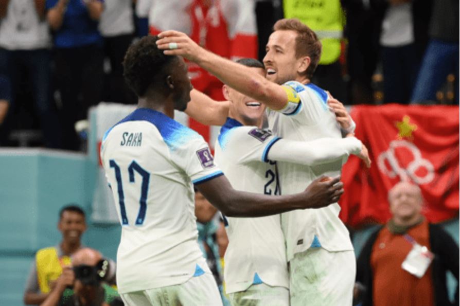 VIDEO/ Anglia “çmonton” Senegalin dhe “gjen” Francën në raundin tjetër