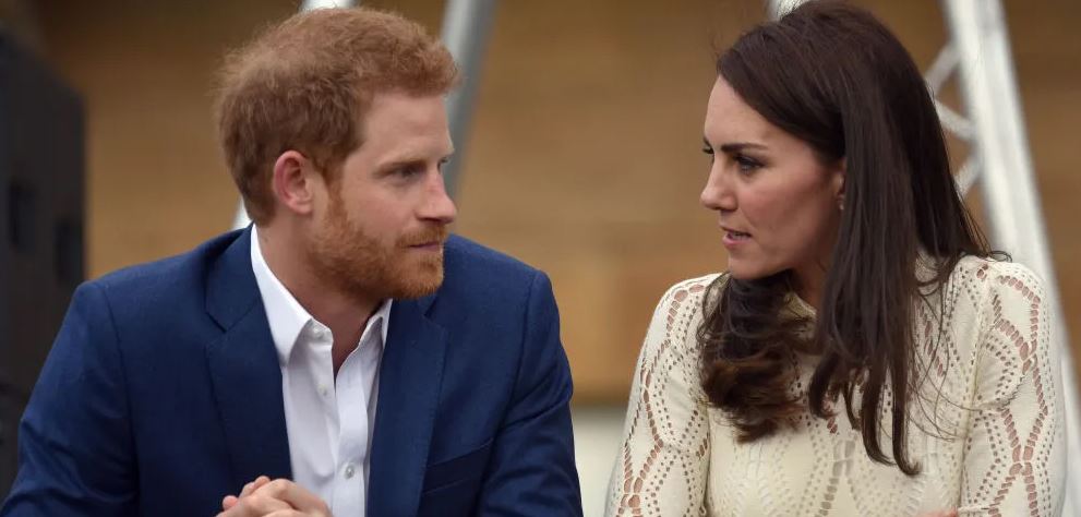 Princi Harry flet për dhimbjen dhe vuajtjet e Kate pas martesës me William