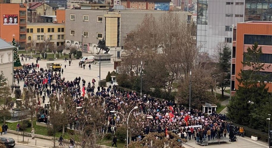 Protestë kundër Gjykatës Speciale pas dënimit të ish-komandantit të UÇK-së, Salih Mustafa