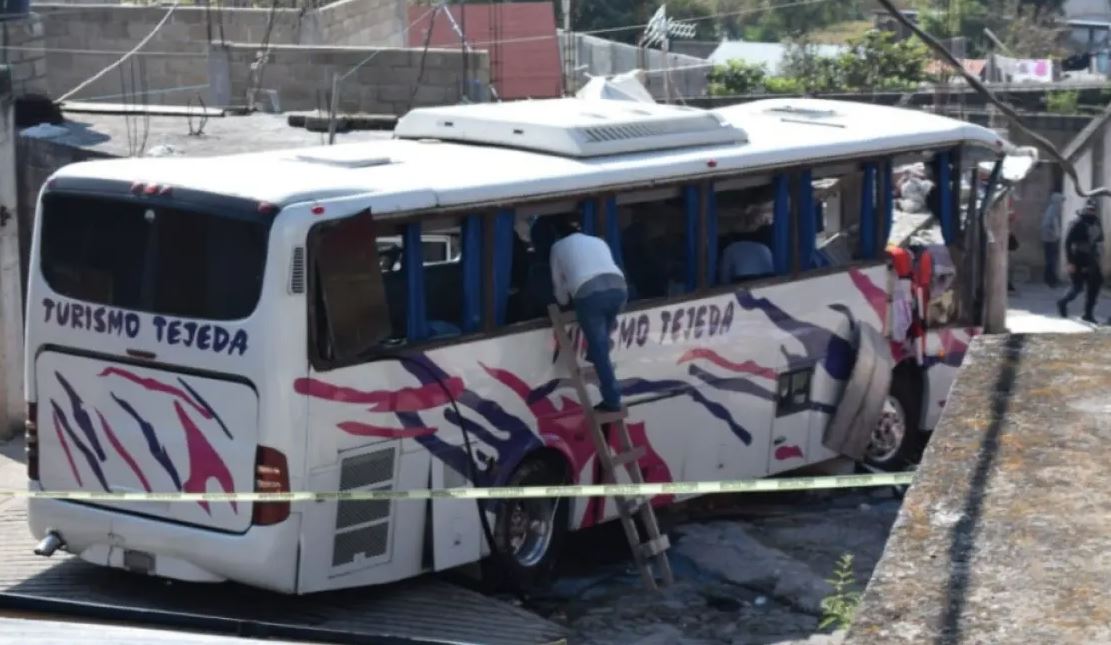 Autobusi përfundon në lumë, dy të vdekur dhe tre të zhdukur në Spanjë