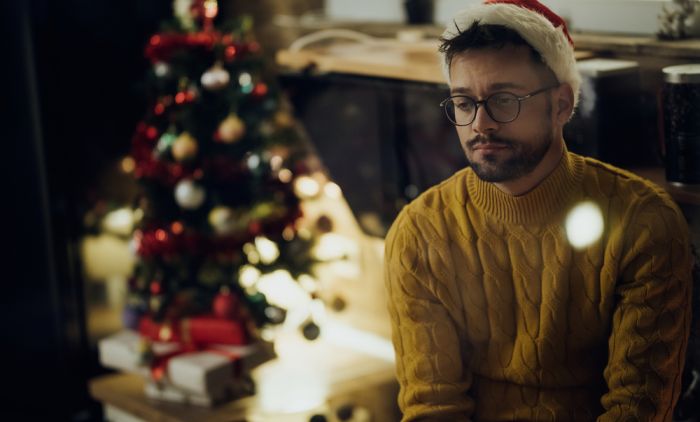 Çfarë e shkakton depresionin e Vitit të Ri dhe si ta tejkalojmë