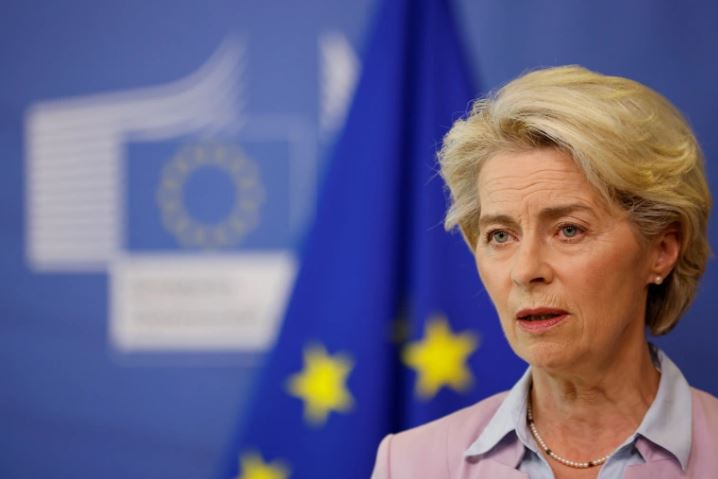 Kufiri i çmimit të naftës ruse, Von der Leyen: Vendimi do të “godasë” të ardhurat e Rusisë