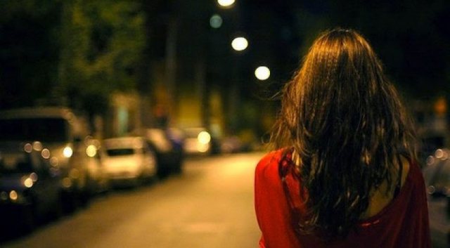 “Më ka humbur vajza”, nëna kërkon ndihmë nga Policia në Tiranë: Ka 8 muaj e zhdukur
